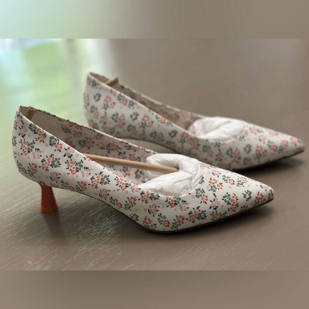 Katy Perry The Golden Pump Floral Kitten Heels Orange Block Heel Size 5.5M NEW
